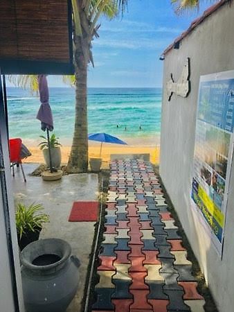 Mihiripenna Villa Sea Sun Унаватуна Экстерьер фото
