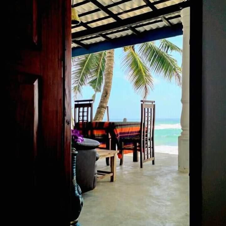 Mihiripenna Villa Sea Sun Унаватуна Экстерьер фото
